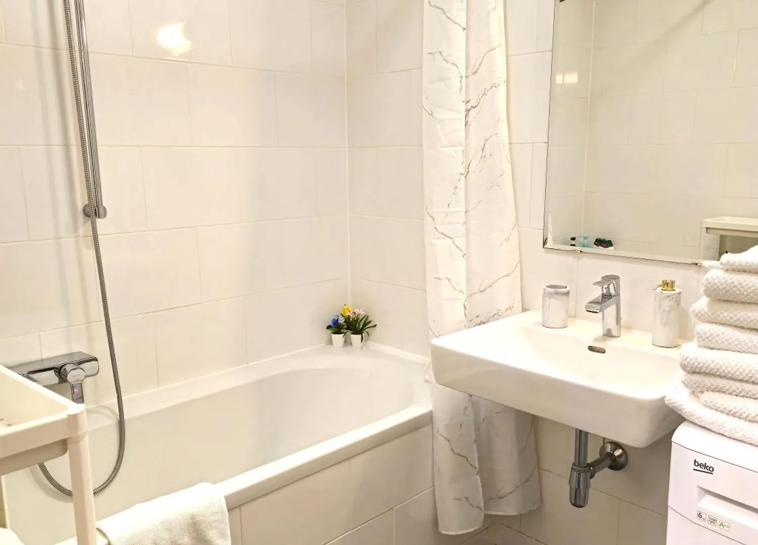 Apartment Near Schoenbrunn Palace Vienna