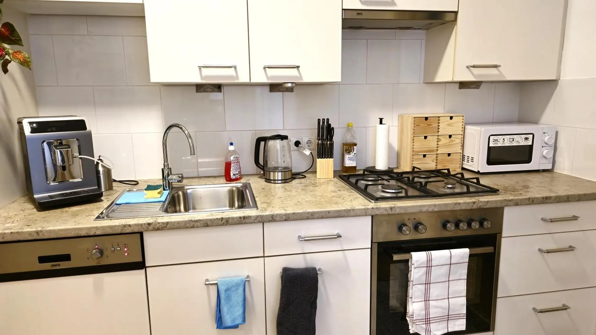 Apartment Near Schoenbrunn Palace Vienna 0*,  Austria